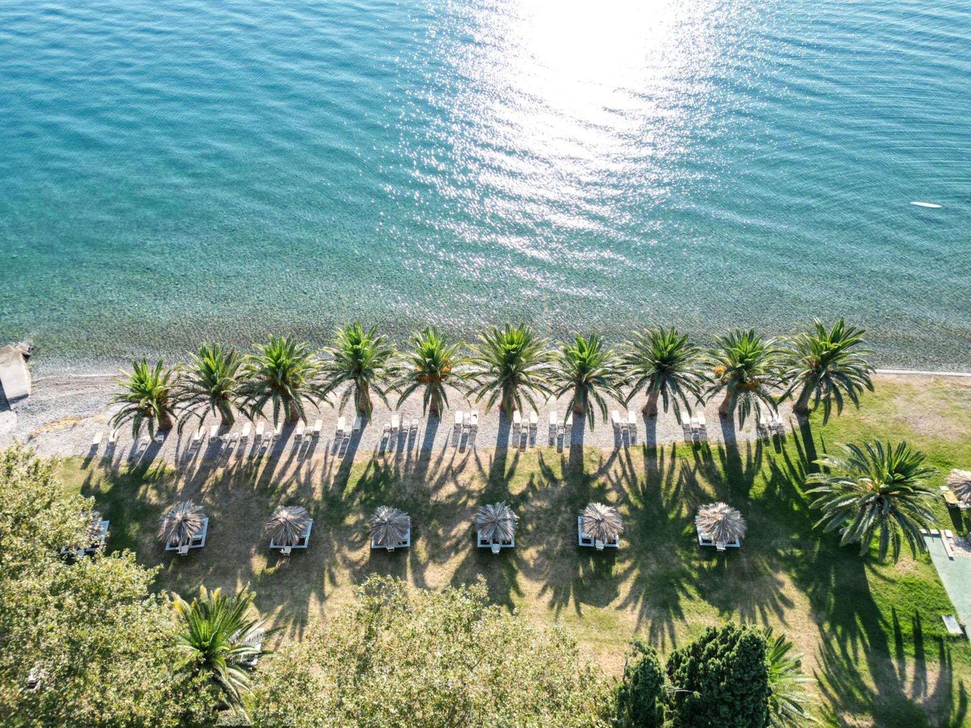 Long Beach Hotel & Resort 론고스 외부 사진
