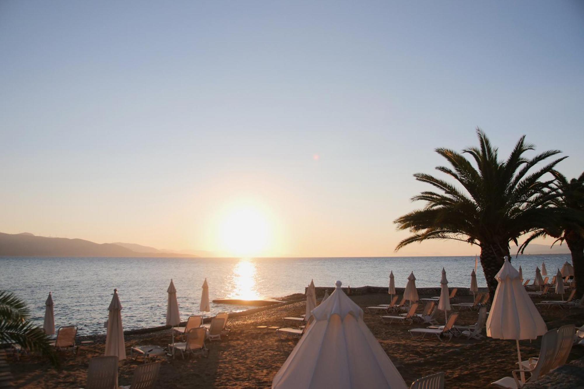Long Beach Hotel & Resort 론고스 외부 사진