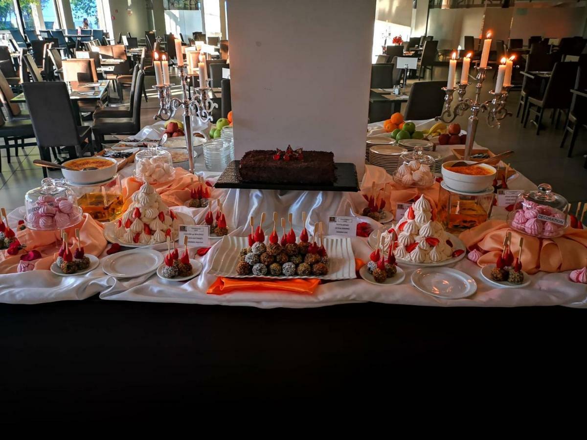 Long Beach Hotel & Resort 론고스 외부 사진