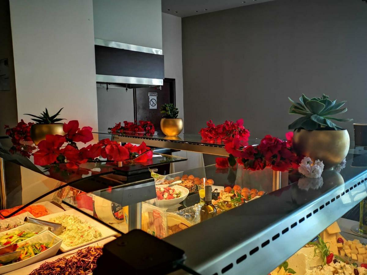 Long Beach Hotel & Resort 론고스 외부 사진